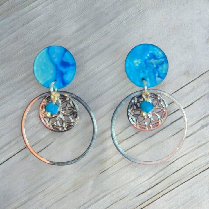 Earrings with blue beads for wholesale by Cadaline Créations