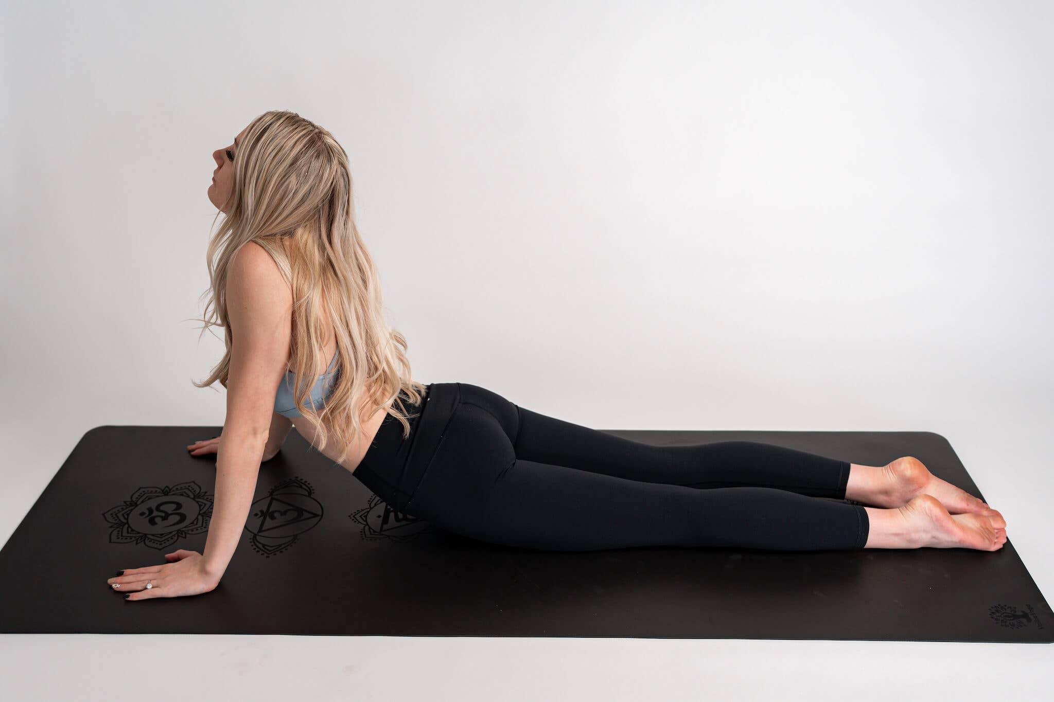 Valka Limited – wholesale Yoga mat – Black Yoga Mat6