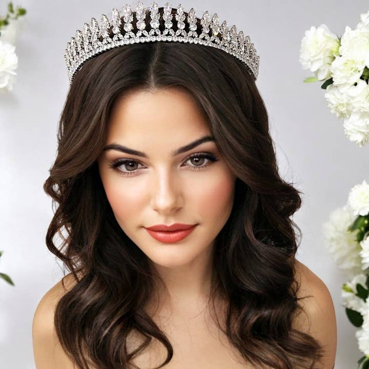 DIADÈME COUTURE REGAL - AHB105 pour la vente par Athena Bridal Jewellery