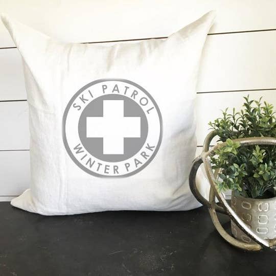 Personalisierter Ski Patrol Kissenbezug für den Großhandel von Design District Co