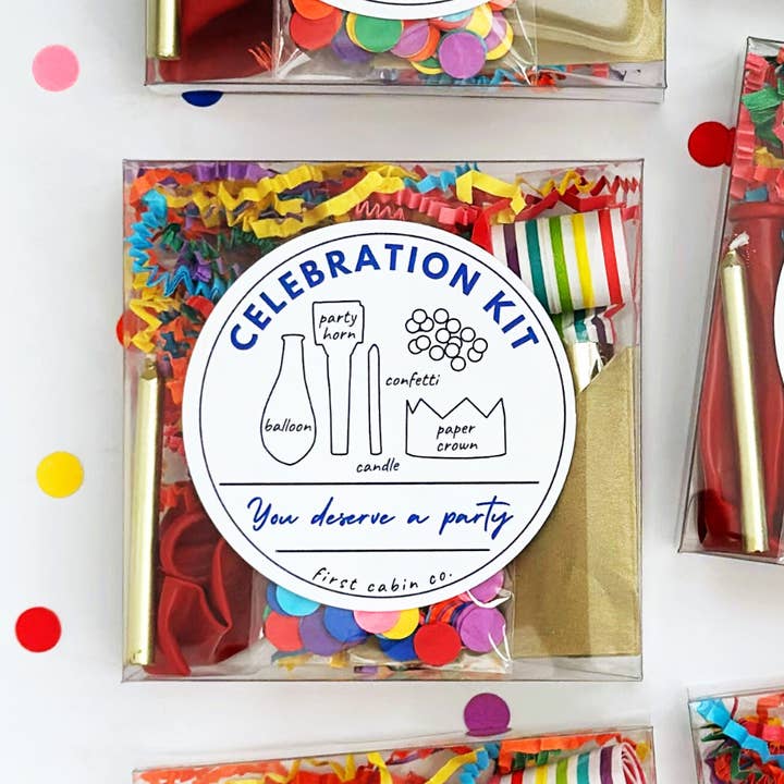 Kit de célébration "Fête en boîte" pour la vente par First Cabin Co.