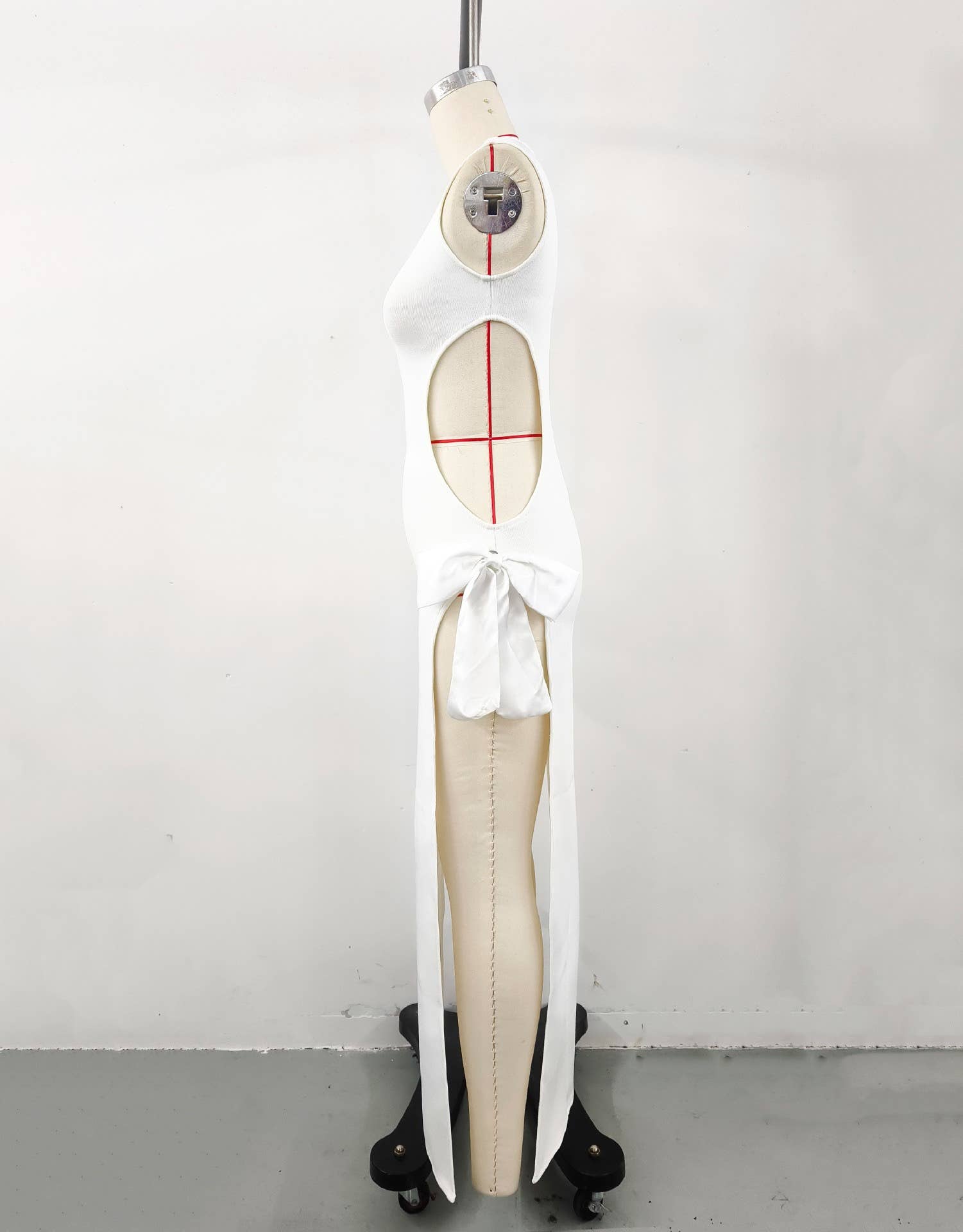 Sanyao Fashion – Großhandel Kleid – Damen – SY065 Sultry Schlitzstrickkleid mit Schleifenakzent - Frühling/Sommer18