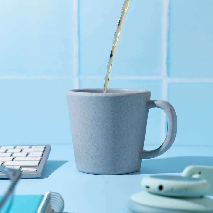 Tasses Mighty en forme de balle de riz et de fibre de bambou - Ensemble de 2 pour la vente par Haus of Indus