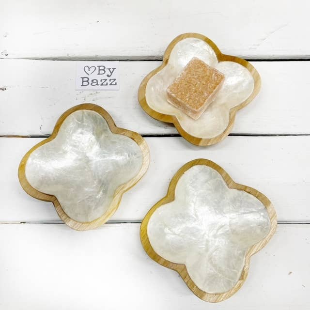 ByBazz - Vendita all'ingrosso Ciotole/Piatti decorativi - Ciotola Legno + Conchiglia Capiz Forma8