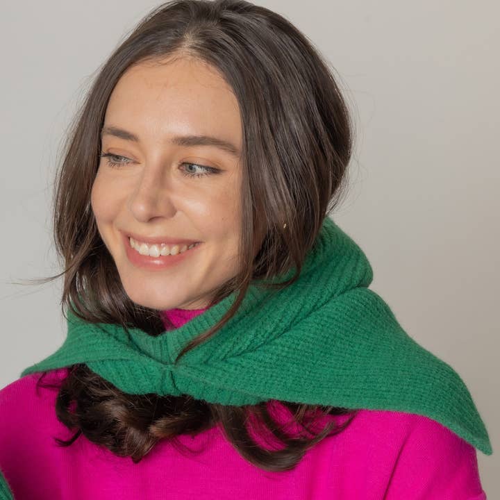 Greater Goods Imports & Wholesale - Wholesale Scarf - Women's - HT0005 YCN220060 SNOOD