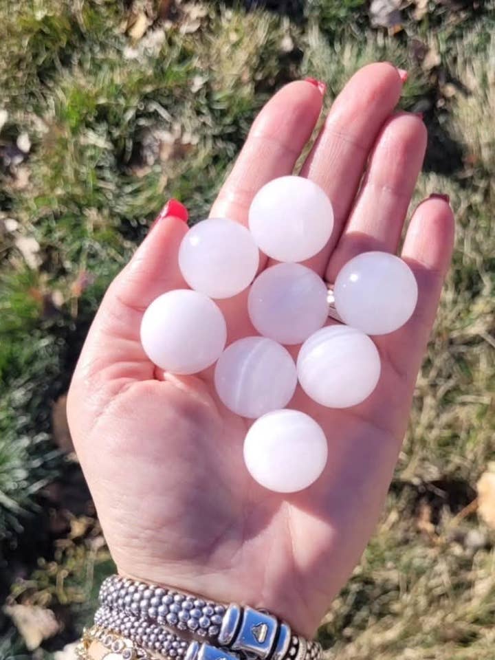 Mangano Calcite Sphere for wholesale by ZARDENIA