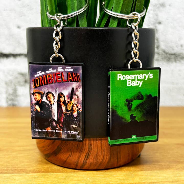 BitsyLabs - Wholesale Keychain - Unisex - Horror Movies (R-Z) Keychains
