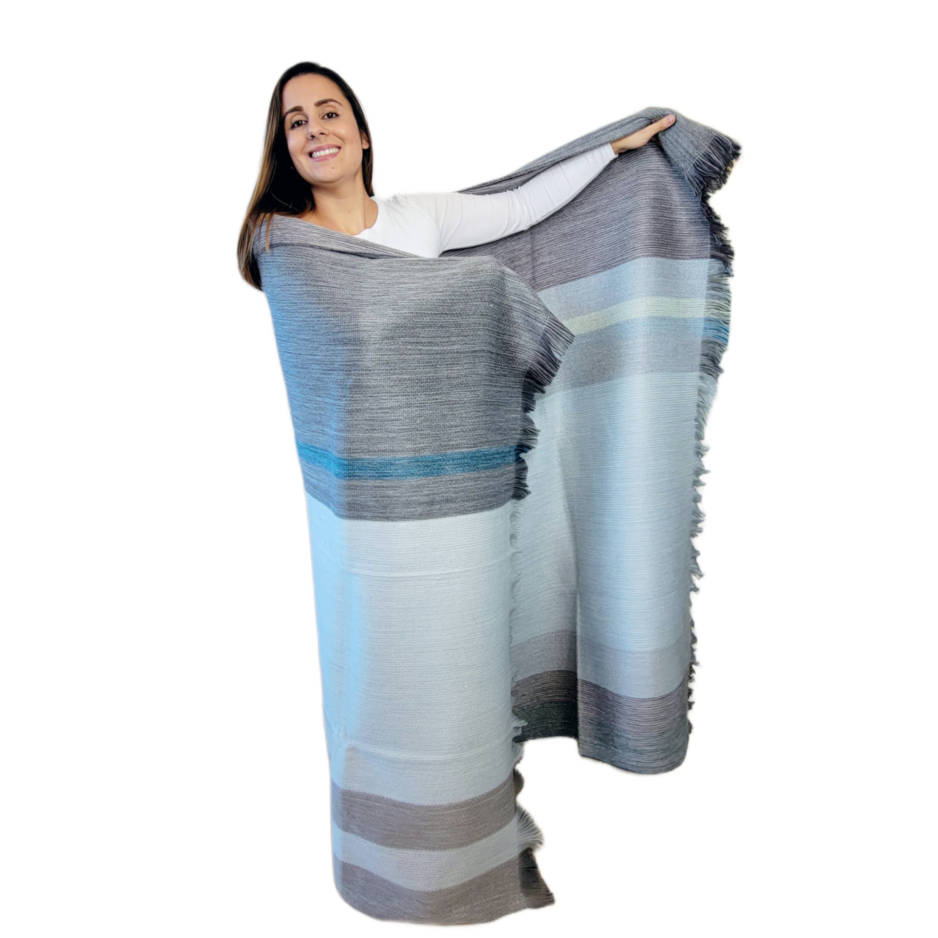 LATITUDE ZERO GOODS - Wholesale Throw Blanket - Cielo - Reversible Alpaca Wool Throw Blanket1