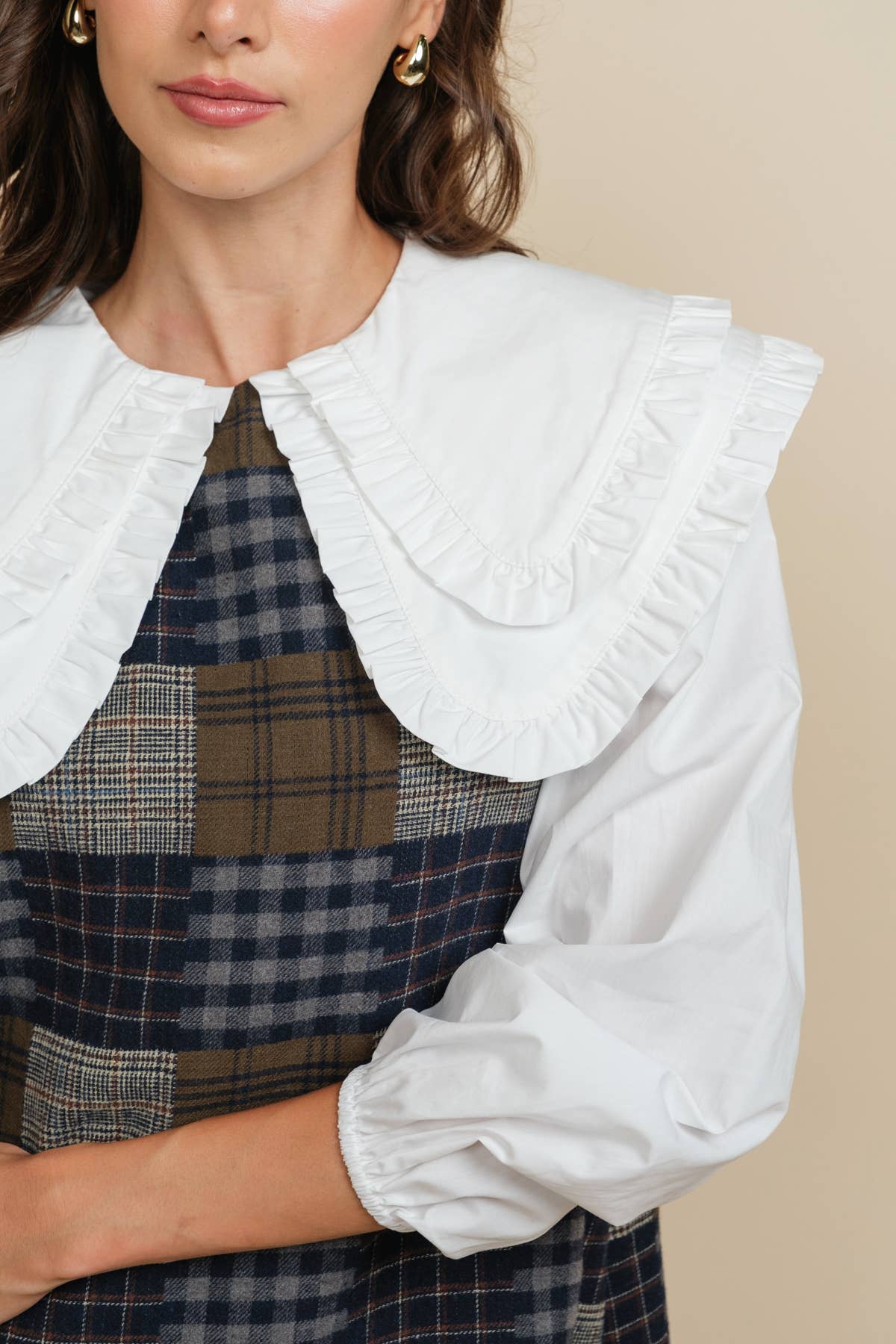 BLANC CASSÉ Blouse en coton à manches longues avec col surdimensionné à double volant en vente sur Faire6