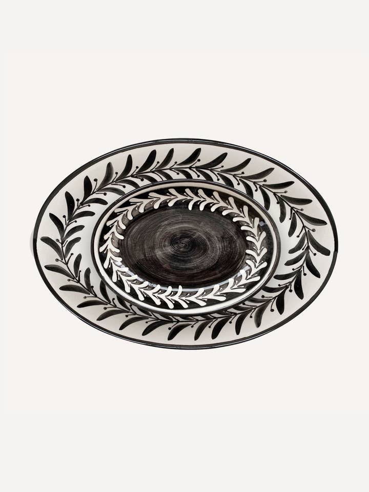 Helecho Serving Platter (set of two) - Jet Black for wholesale by CasaLatina