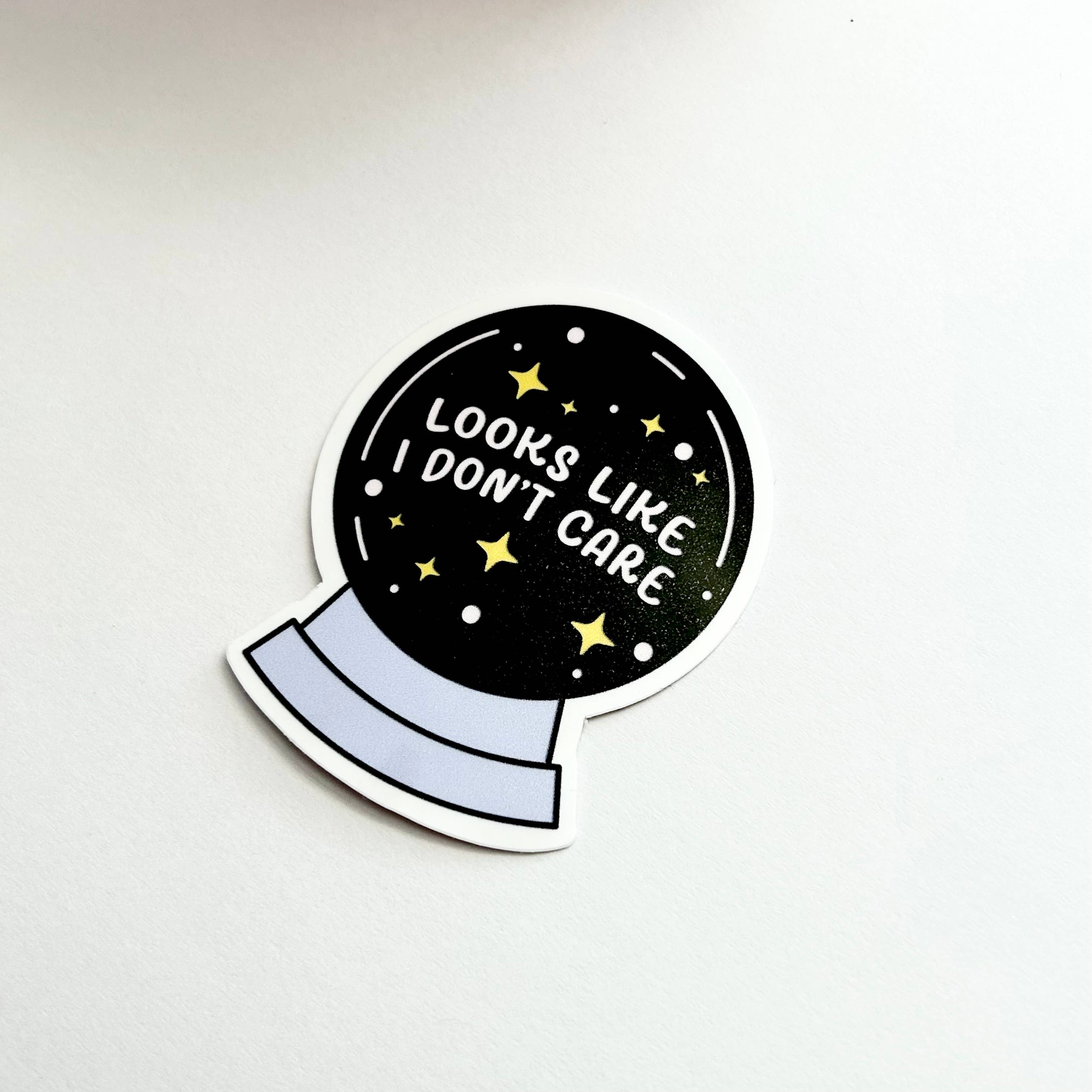 Happyish Brand - Vente Autocollant - Autocollant Looks Like I Don't Care Magic Ball - Witchy Stickers1