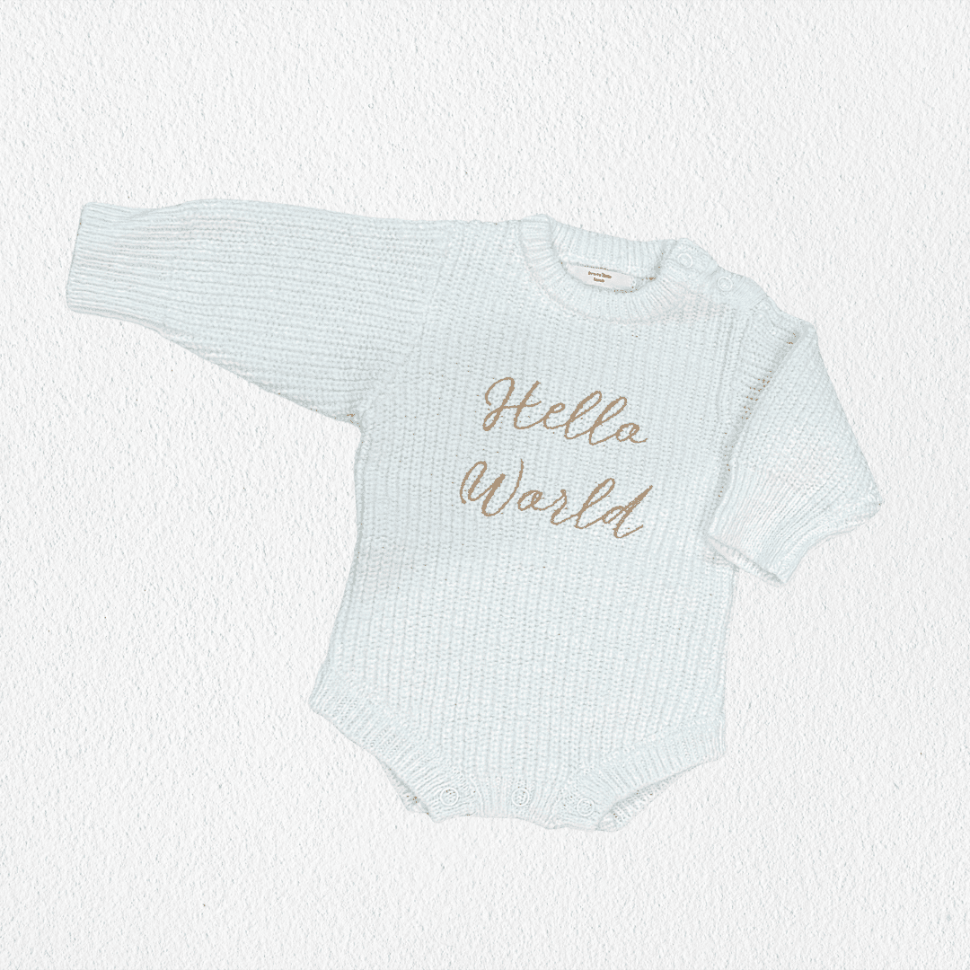 Brave Little Lamb the Label - Vente Barboteuse – bébé - Barboteuse d'annonce 'Hello World' | Nuage texturé2
