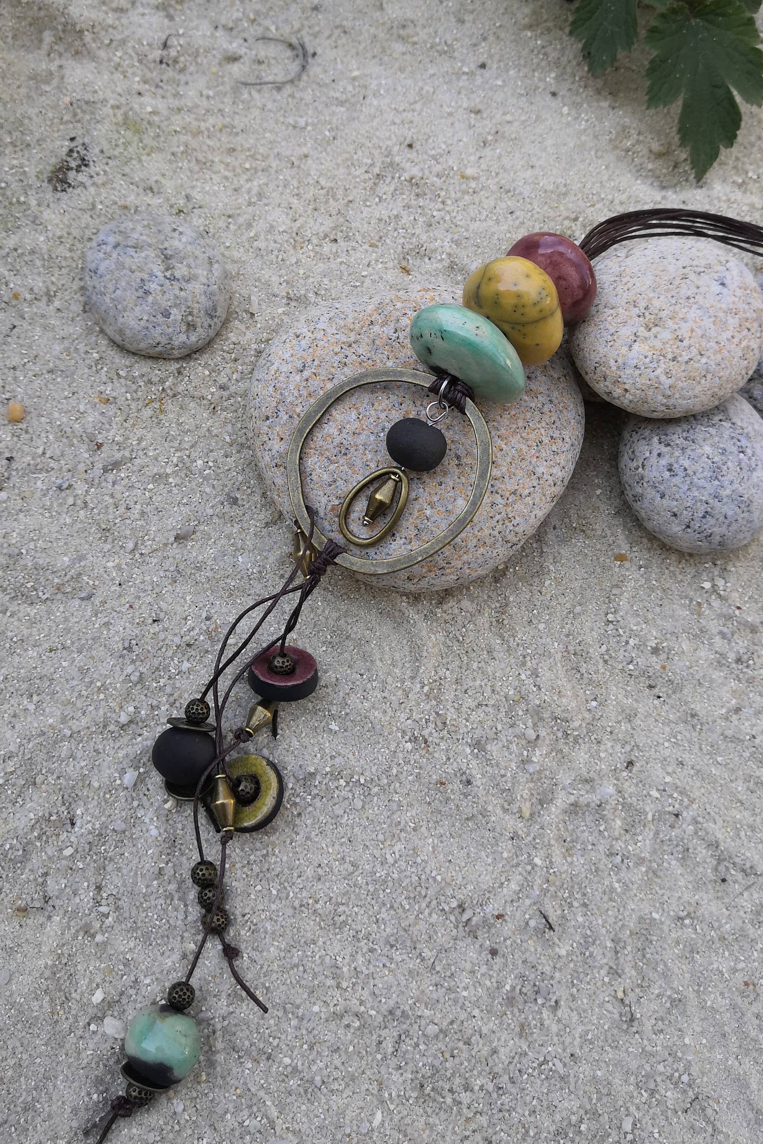 Raku - Vente Colliers à pendentif - COLLIER GALETS4