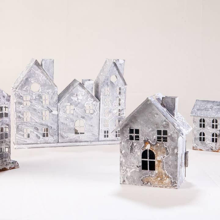 BIDKhome - Wholesale Candle Holder - Sm. Iron House/Tealight Holder1