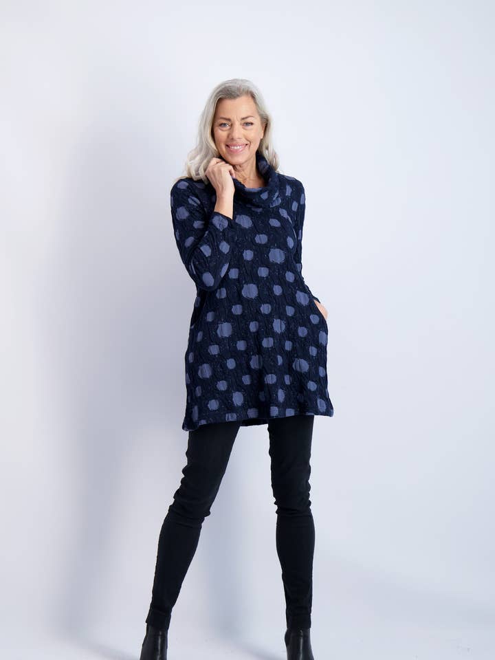 Túnica Nola Cowl por atacado de Komil