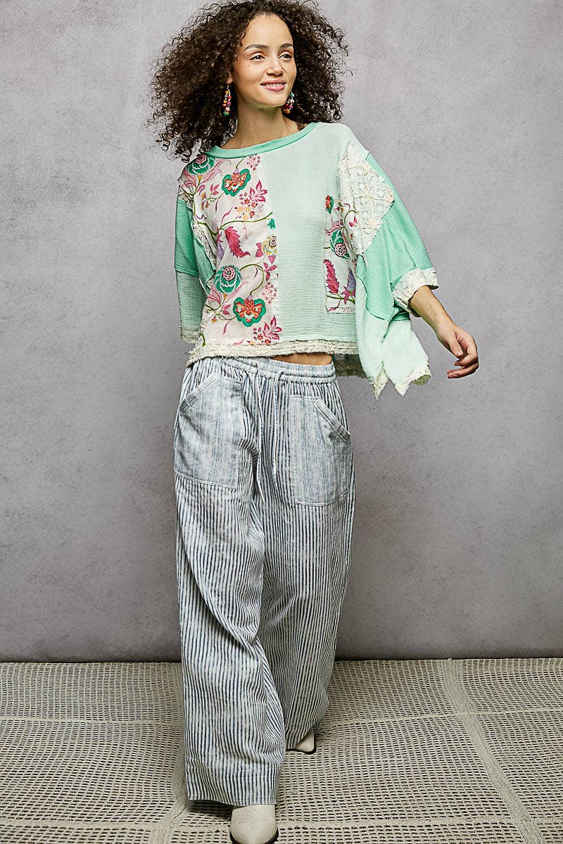 Pol Clothing - Wholesale Blouse - Women's - Round Neck Double Gauze Floral Woven Top30