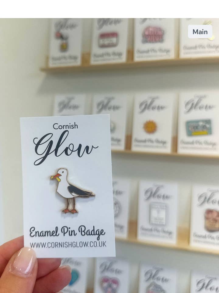 EMBLEMA DE PIN DE ESMALTE DE GAIVOTA CORNUALHESA IRRITANTE por atacado de Cornish Glow