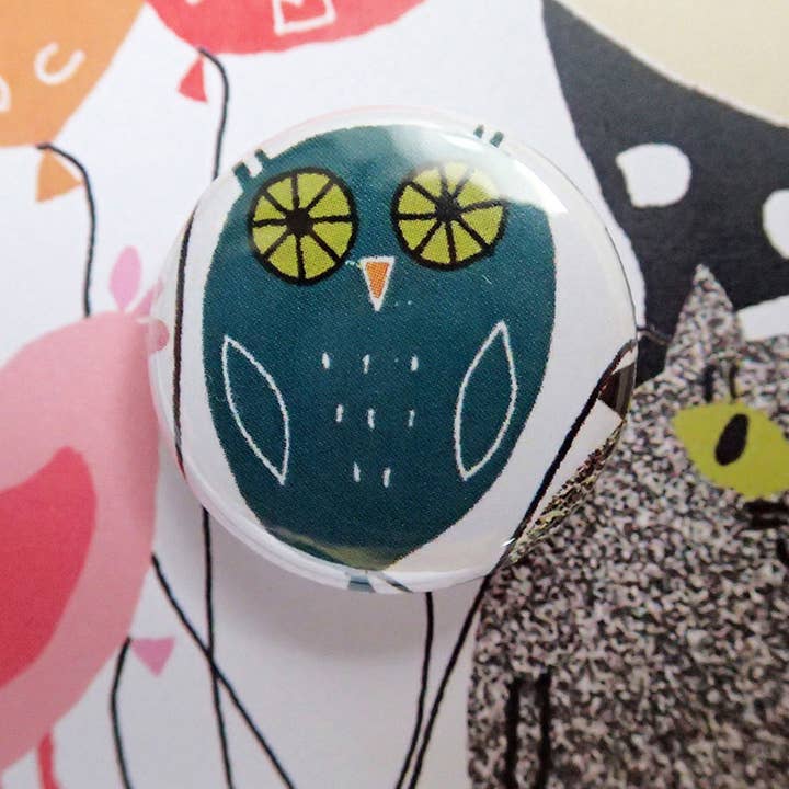 The Black Rabbit – wholesale Everyday greeting card – Animal Balloons - Greeting card with badge1