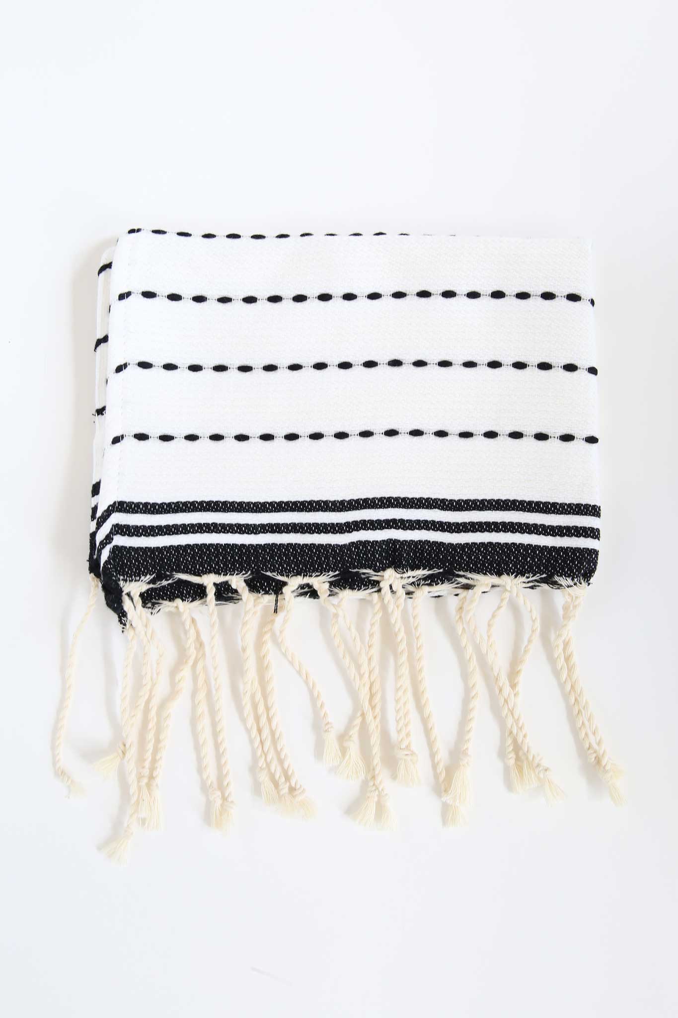 Scents and Feel - Wholesale Hand Towel - Hand Towel Bicolor Stitches3