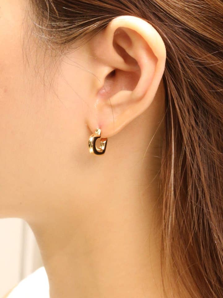 14K Gold Dipped Post Heart Earrings for wholesale by MiMi Wholesale