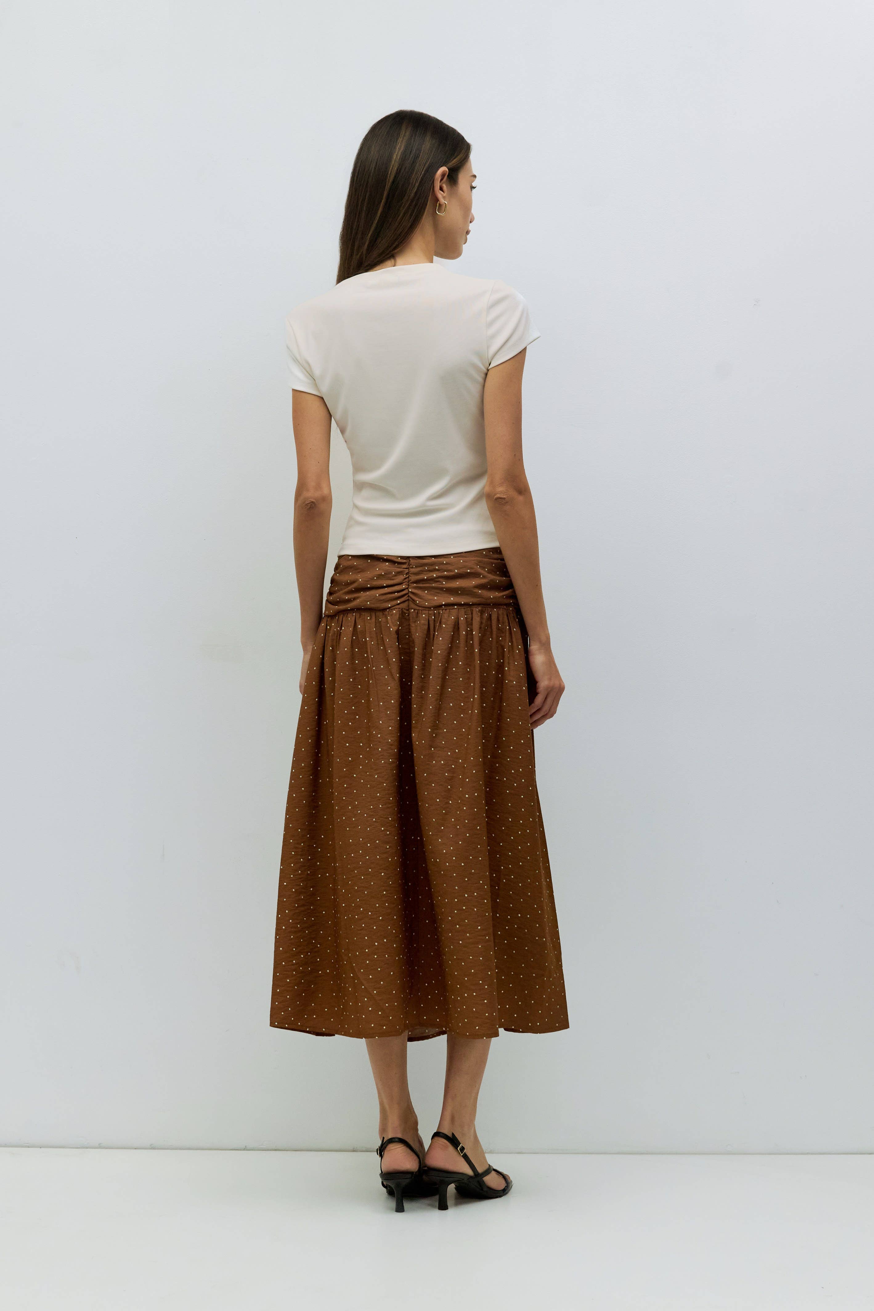 MOD REF – Großhandel Rock – Damen – Der Melinda Rock | Geraffter Polka-Dot-Midi-Rock1