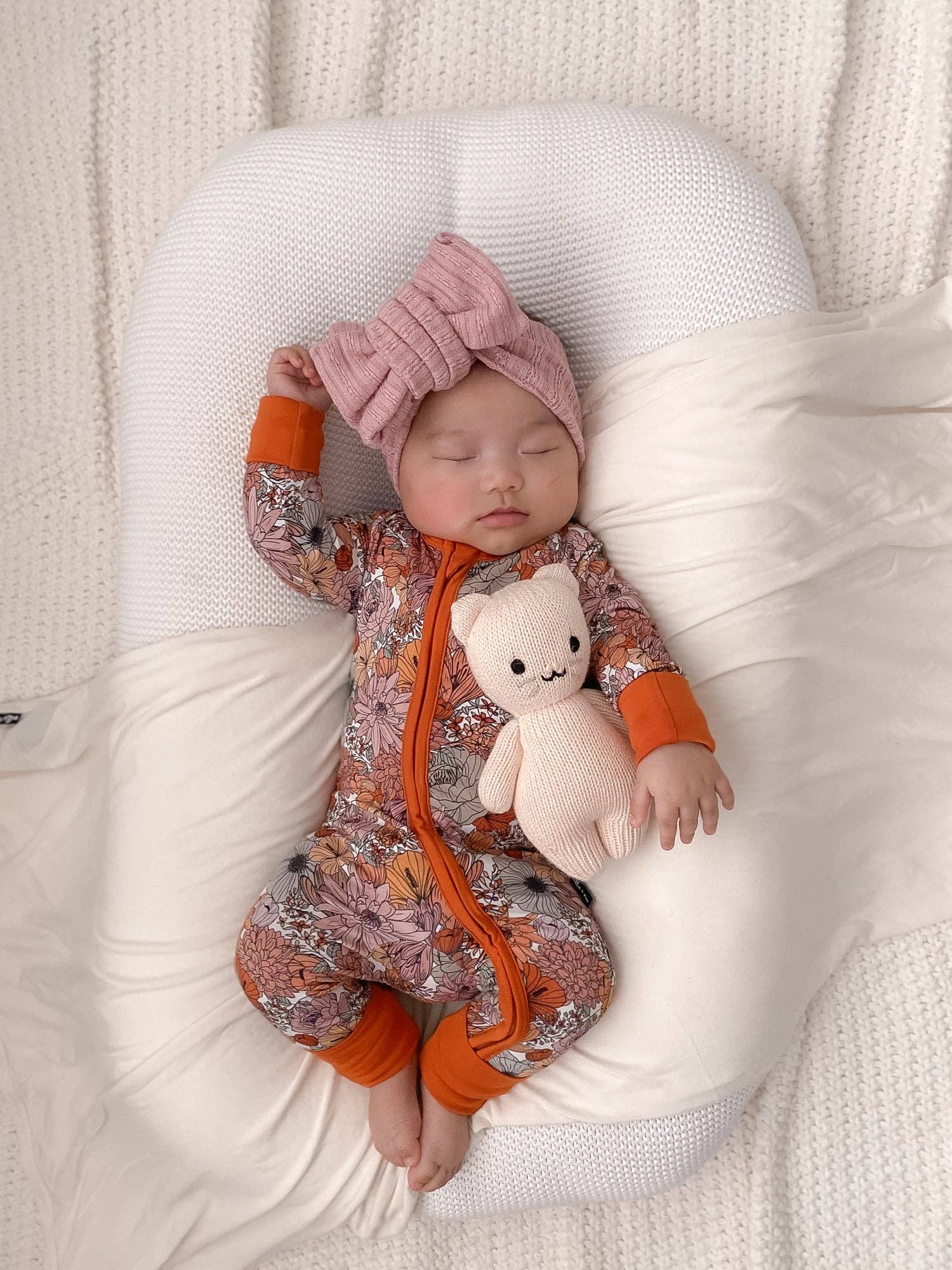 millie + roo LLC - Wholesale Jumpsuit - Baby - ZIP ROMPER - Neutral Floral5