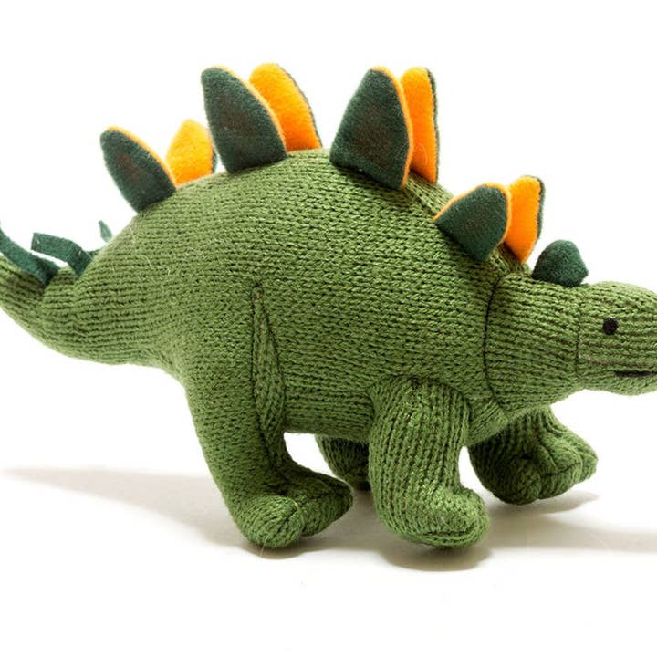 Gebreide Stegosaurus dinosaurus babyrammelaar groen/oranje voor wholesale door Best Years Ltd