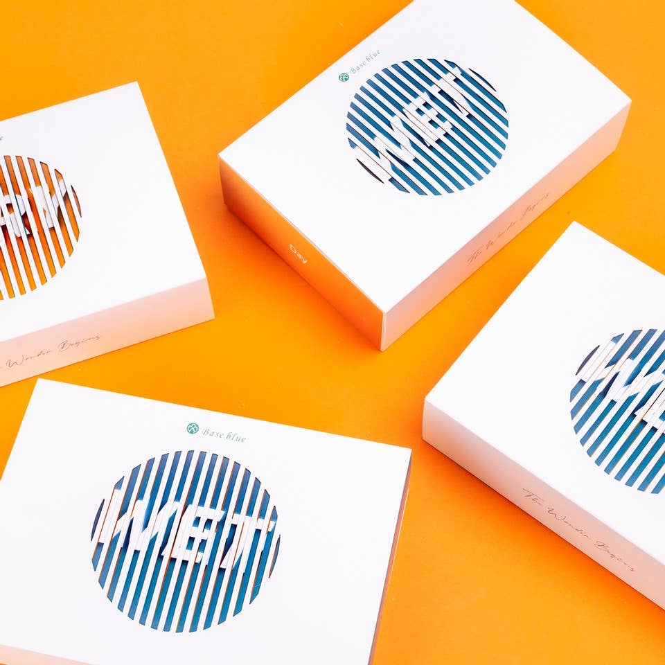 Baseblue Cosmetics - Wholesale Face & Body Wipes - Dry and Wet - Dual Action Facial Cleansing Wipes (20 counts)2