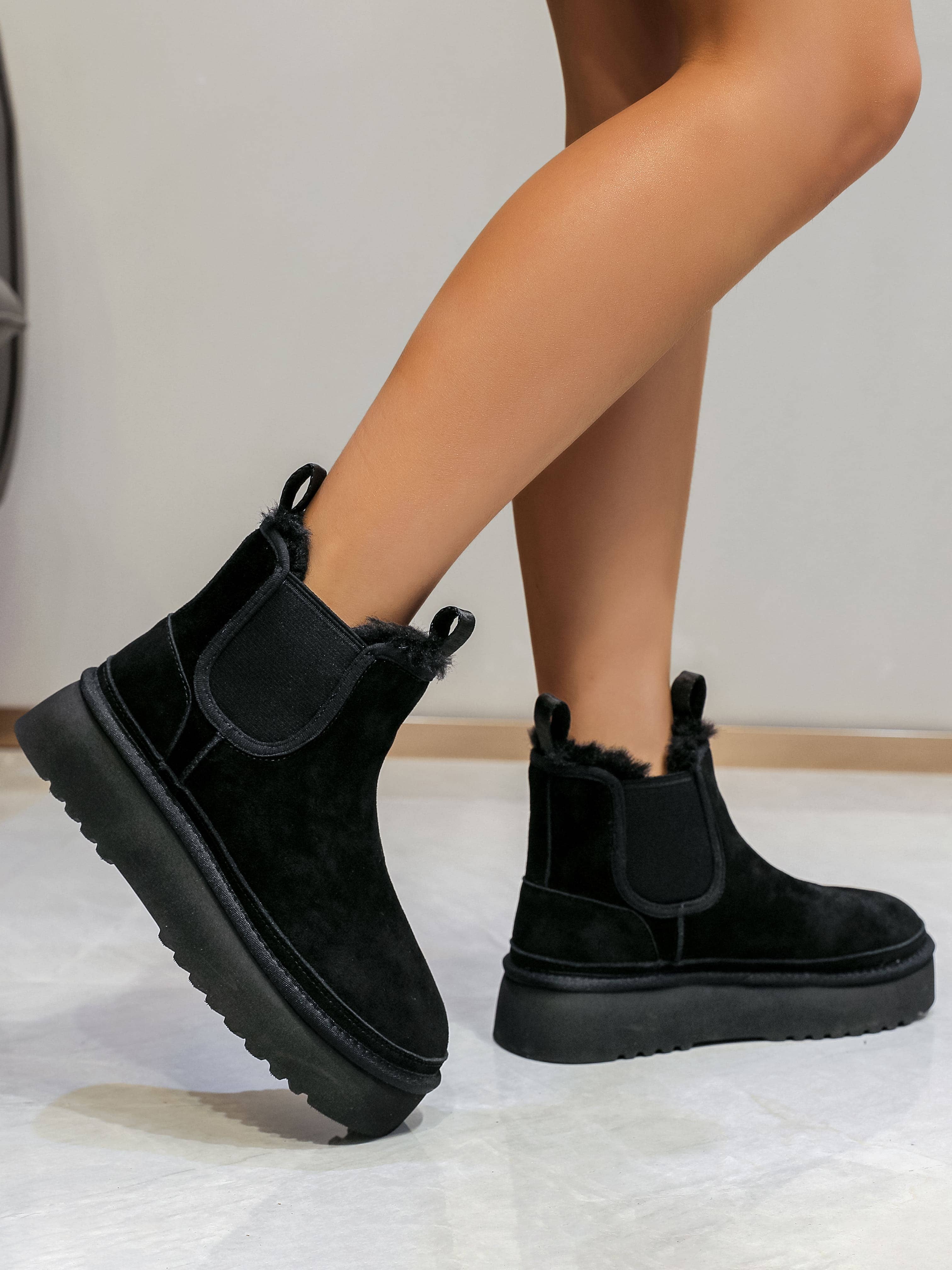 ISABAC - Wholesale Snow Boots - Women's - REAL LEATHER Stivaletti - 8005 Nero2