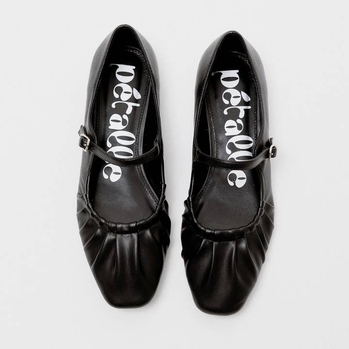 JOANNA-BLACK for wholesale by PETALLE