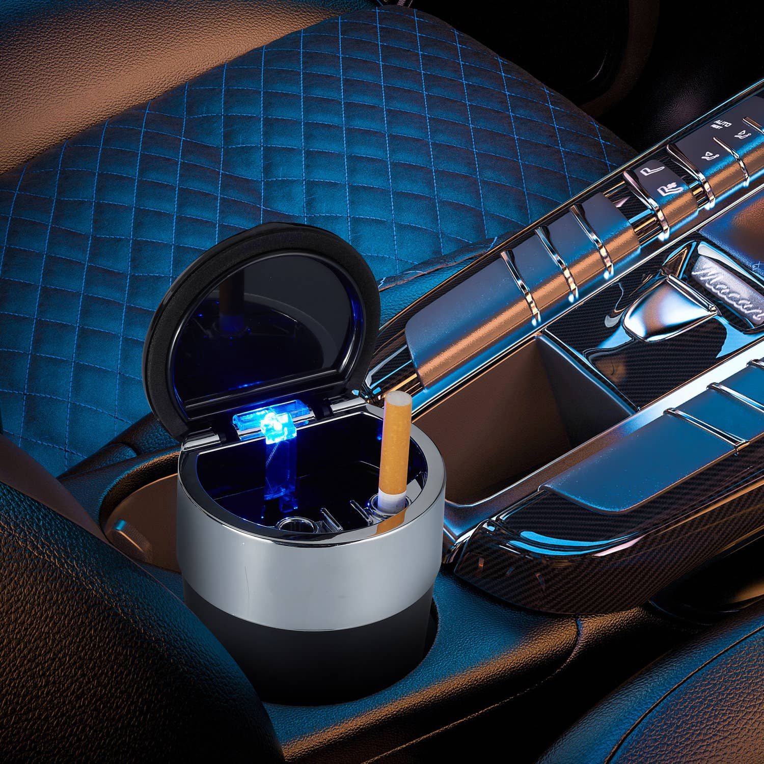 Champ by Polyflame - Wholesale Ashtray - AC/DC car ashtray with LED4