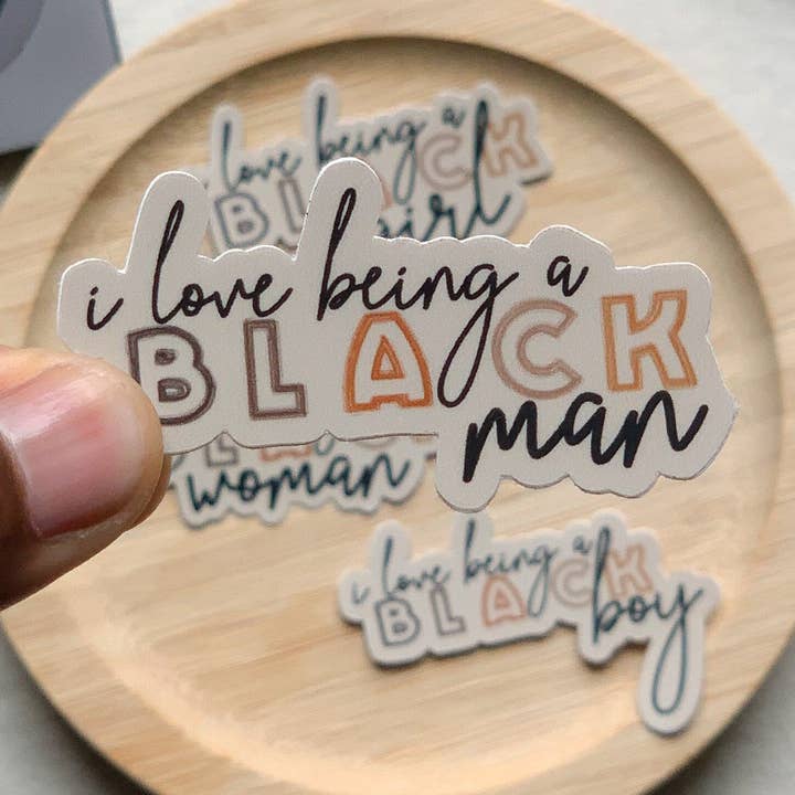 Sticker| Bekræftelse - Jeg elsker at være en sort mand 32 x 60 mm for engroshandel hos made by Black Excellence