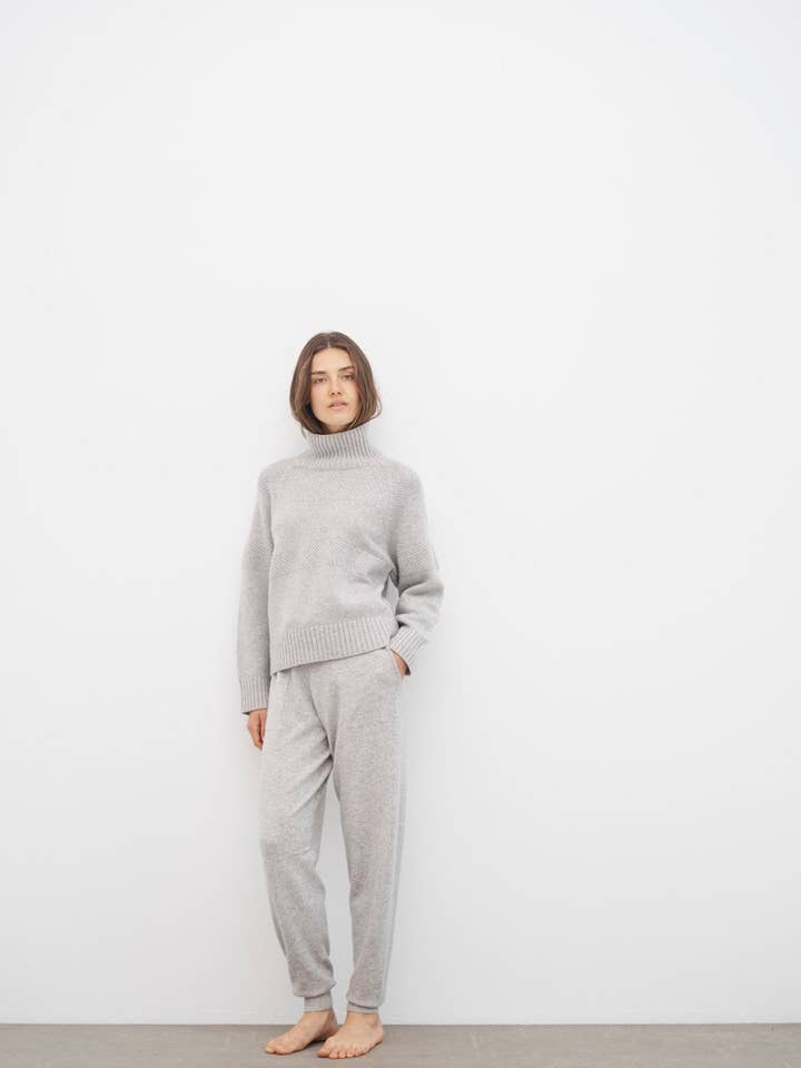 PANTALONI CORNELIA per la vendita all'ingrosso da parte di CARE BY ME