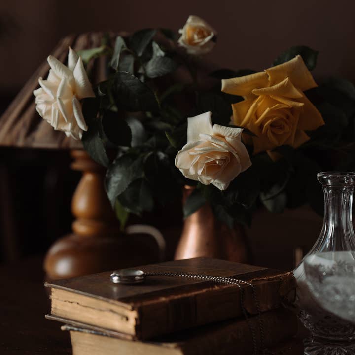 wick + wonder - Wholesale Jar/Filled Candle - Old Bookshop Candle – Soy Wax Candle – 180ml1