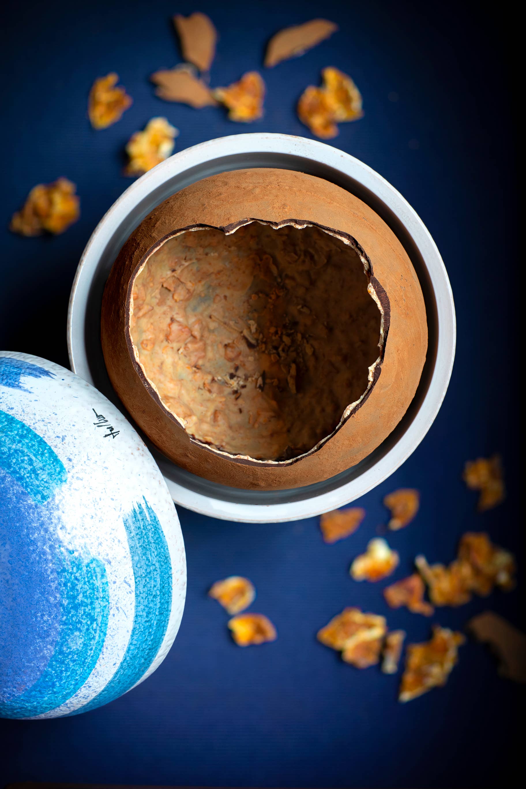 Cioccolato Lavoratti 1938 - Vendita all'ingrosso Cioccolato - La Sfera Futurista con cioccolato fondente e Arancia