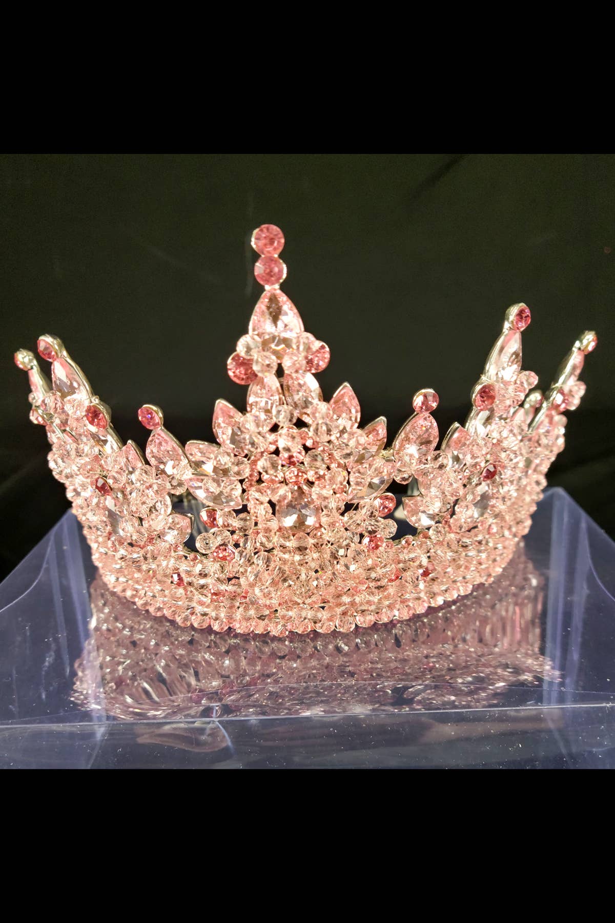 Chicas - Wholesale Tiara - Women's - Beautiful metal tiara with crystal balls and jewels HT97729