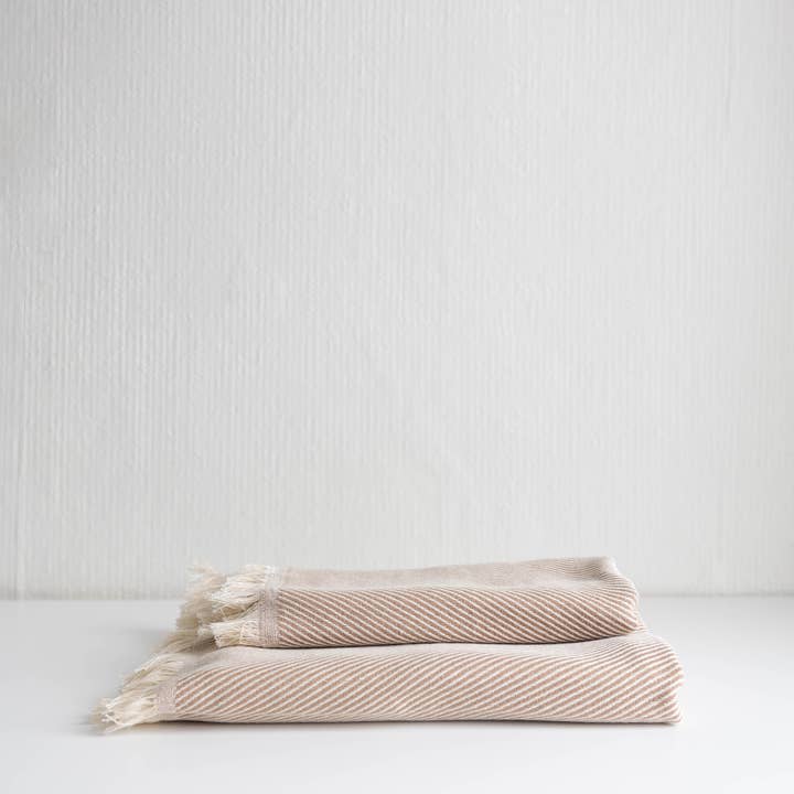 The Adorn Co. - Wholesale Beach Towel - Go Your Own Way Towels