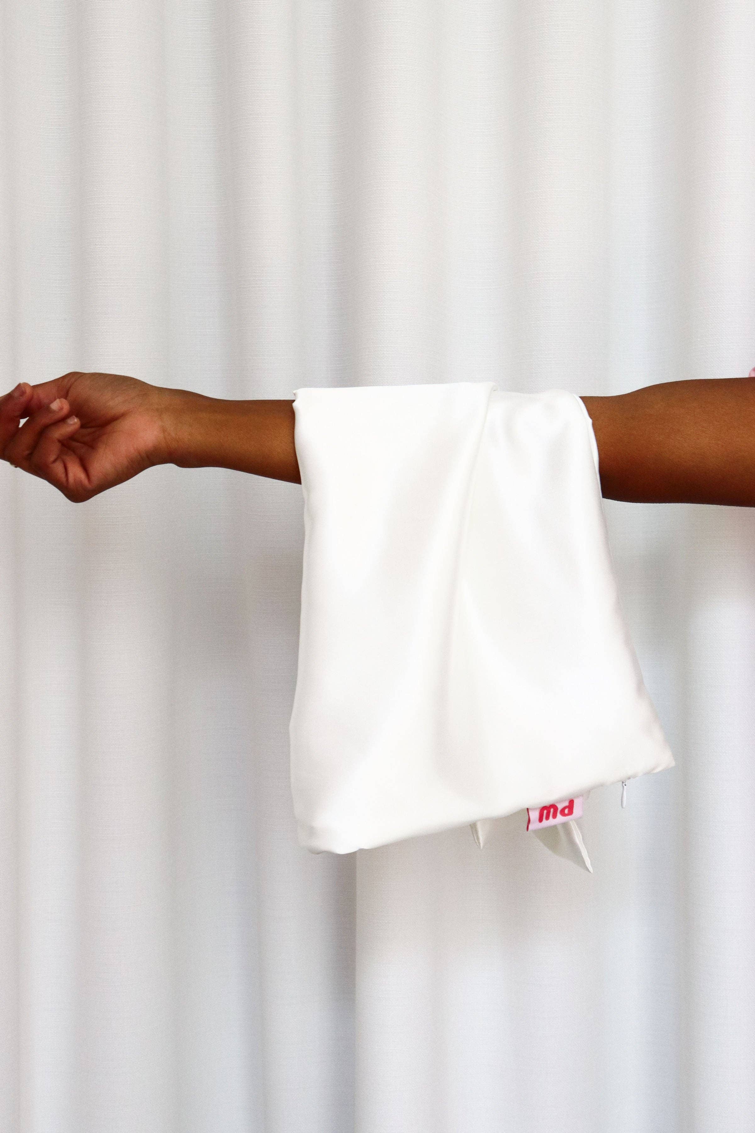 Pixie woo - Vente Taies/housses d'oreiller - Taie d'oreiller en satin - Des cheveux heureux et plus sains2