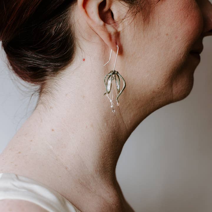 Verso - Wholesale Dangle Earrings - Lily Earrings, Sterling Silver, Large2