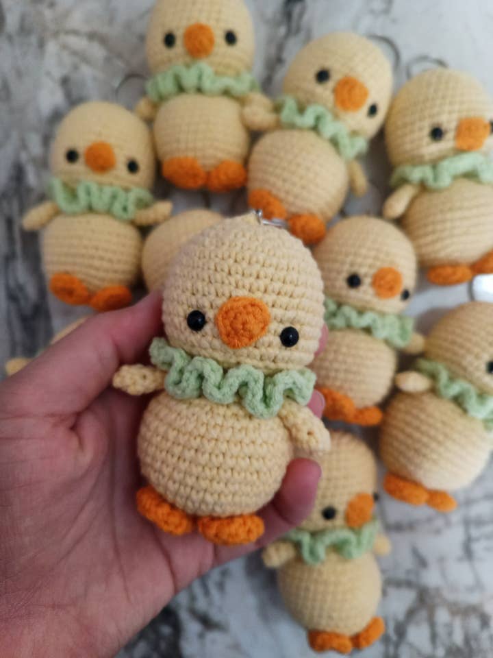 Llavero de Pato de Ganchillo Hecho a Mano – Accesorio Amigurumi Lindo para venta al por mayor de KLABELGIFT