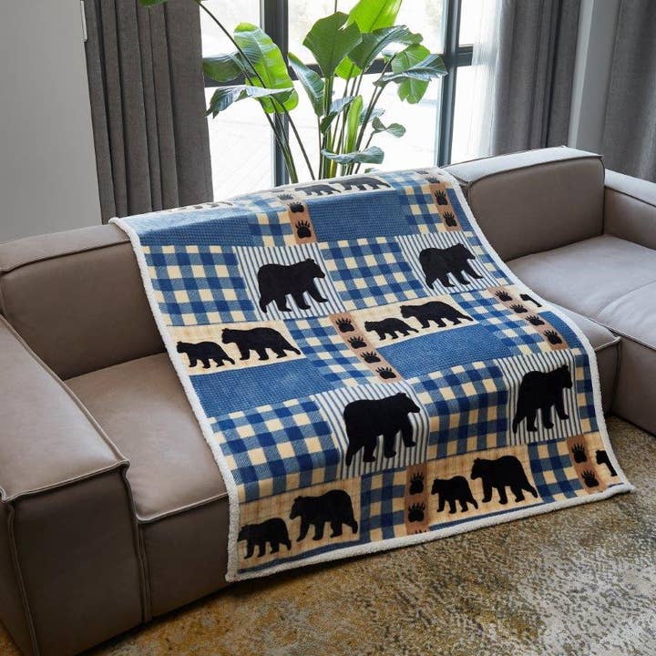 Duke Imports - Vendita all'ingrosso Plaid - Coperta in Flanella Sherpa "Black Bear Plaid Blue" 50"x60"0