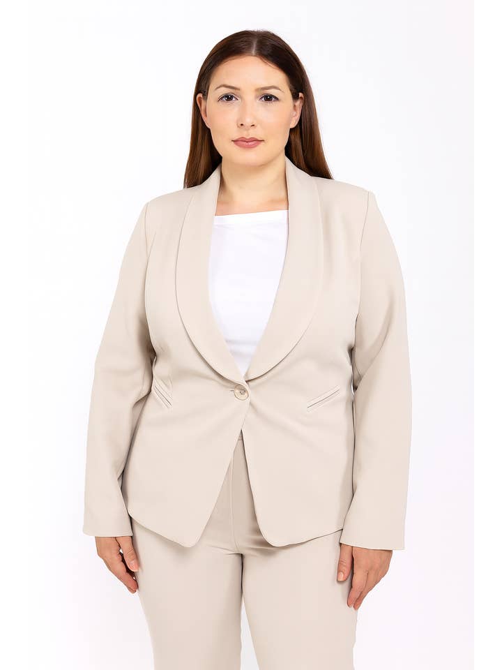 Afinity - Wholesale Blazer - Women's - Plus size blazer A6191GT– Elegance and comfort combined2