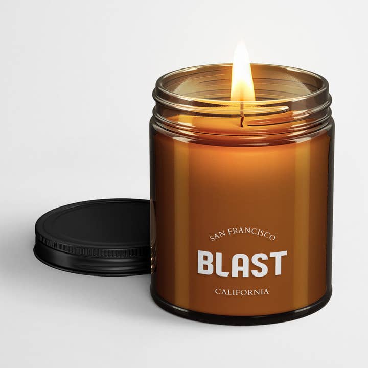 Tilpassede 4 oz amberglaslys med logo og gaveæske for engroshandel hos Spark Candles