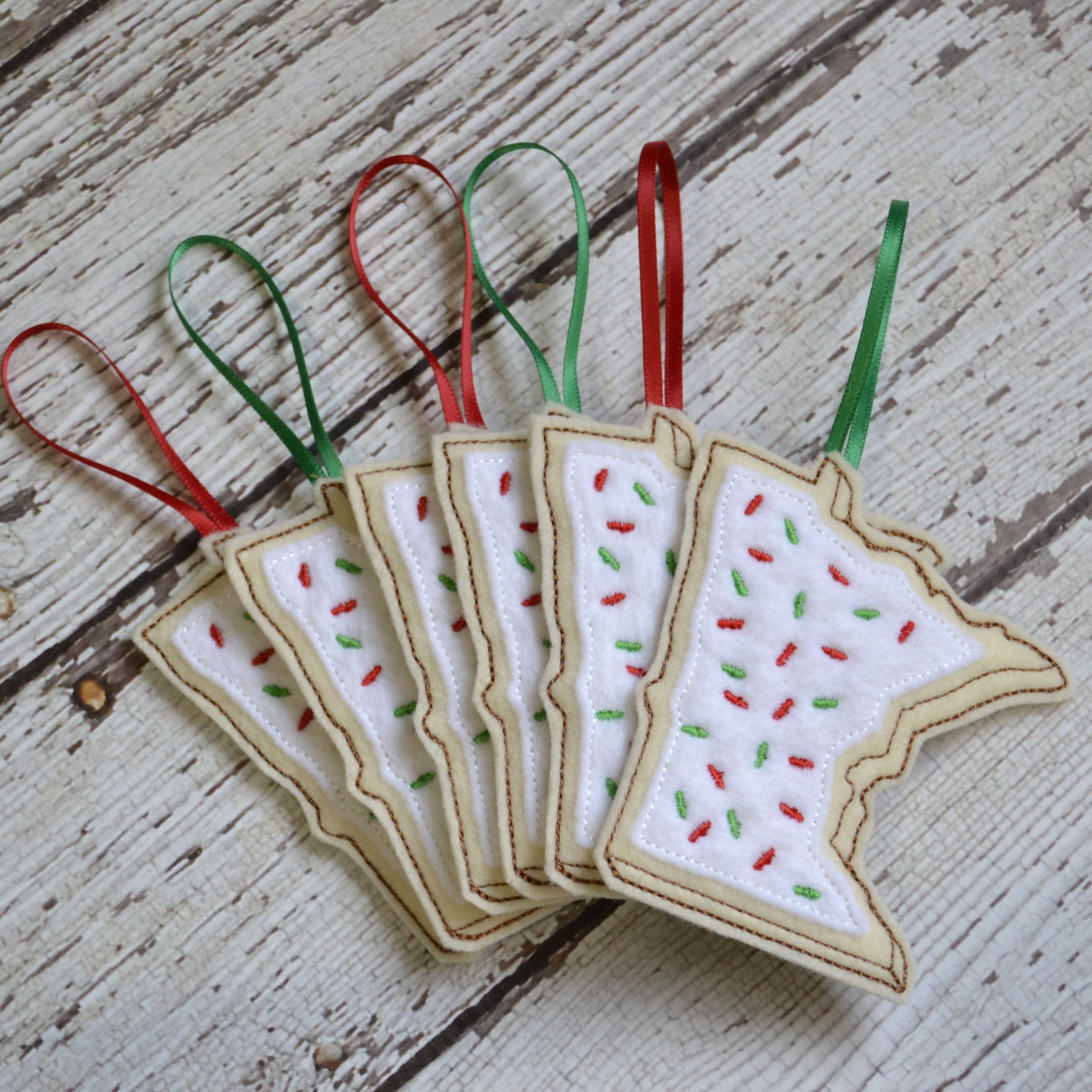 SewMuchMoreStore - Vente Objets de décoration - State Sugar Cookie Brodé Feutre Ornement - Vacances14