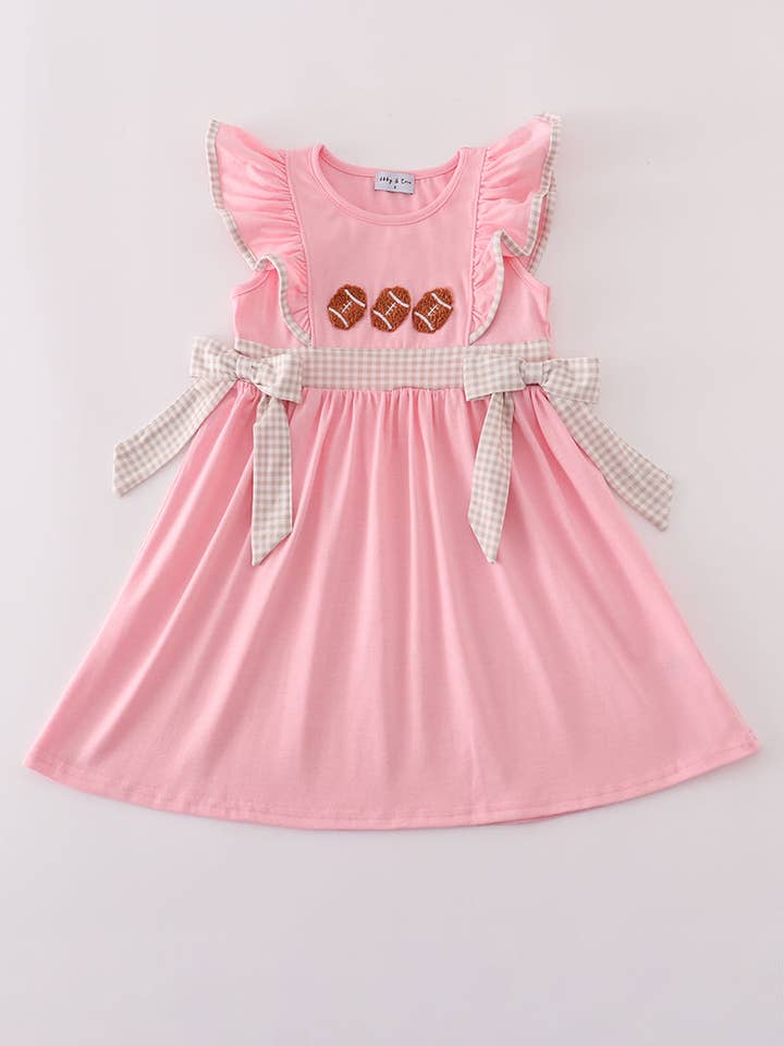 Vestido rosa de folhos com ponto francês de futebol por atacado de Mom & Co.