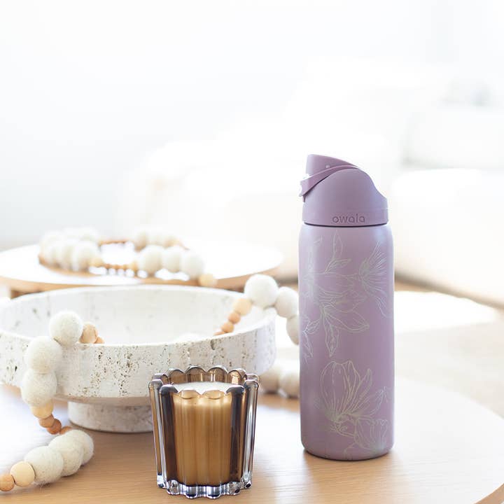 KNOTS + NOOK - Wholesale Insulated Mug/Tumbler - PEONY FLORAL ENGRAVED OWALA FREESIP 32OZ STAINLESS TUMBLER1