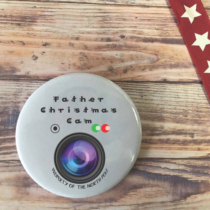 Fader Christmas Cam badge eller magnet for engroshandel hos Dios Designs