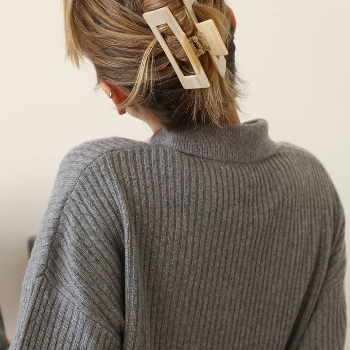 Kōv Essentials - Wholesale Hair Clip - Women's - Daily Clip in Creme