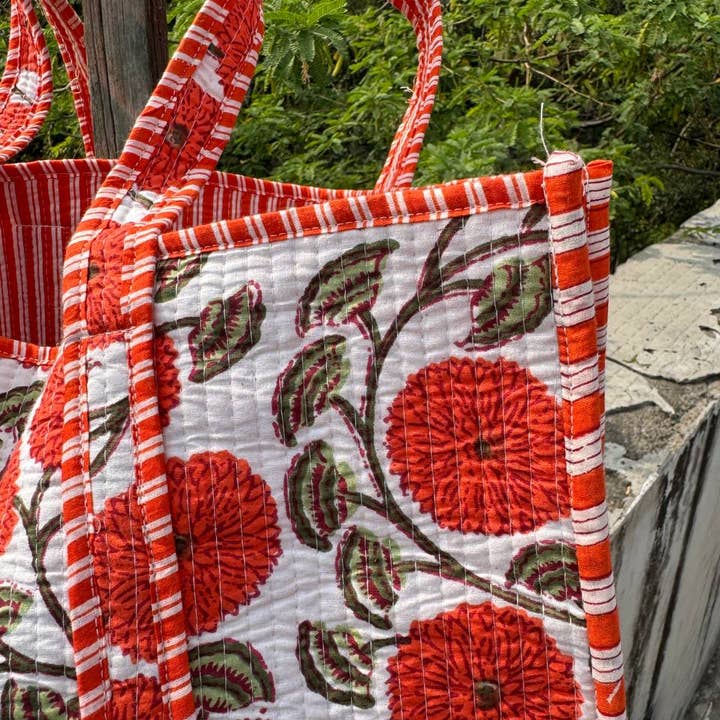 GYPSY STUDIO - Venta al por mayor Bolso con correa - Mujer - Bolso de Fiesta de Algodón Acolchado para Mujer con Estampado Floral1