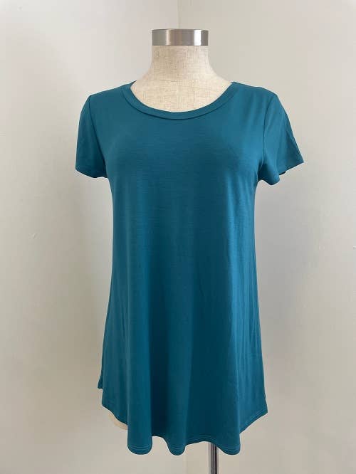 Chris & Carol Apparel – Engroshandel T-shirt – til kvinder – J413145T - Perfekt Solid Basic Tee24